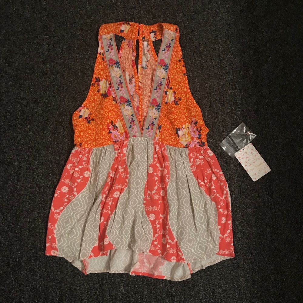 SOLD! Free People Tank - Picture 1 of 4